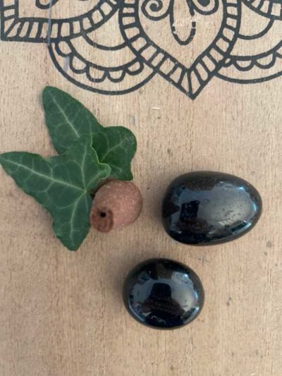 Tourmaline noire pierre objective apporte vitalité